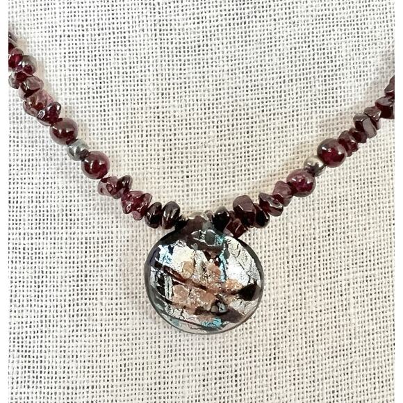 Artisan Necklace Translucent Natural Stone Chips Red Shades Dichroic Pendant Vtg - Picture 1 of 8